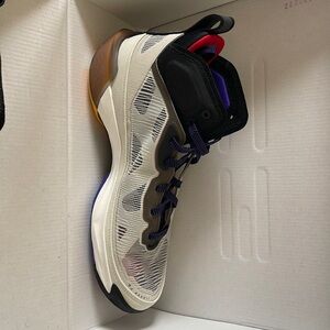Nike Men's Air Jordan XXXVII Basketball Shoe